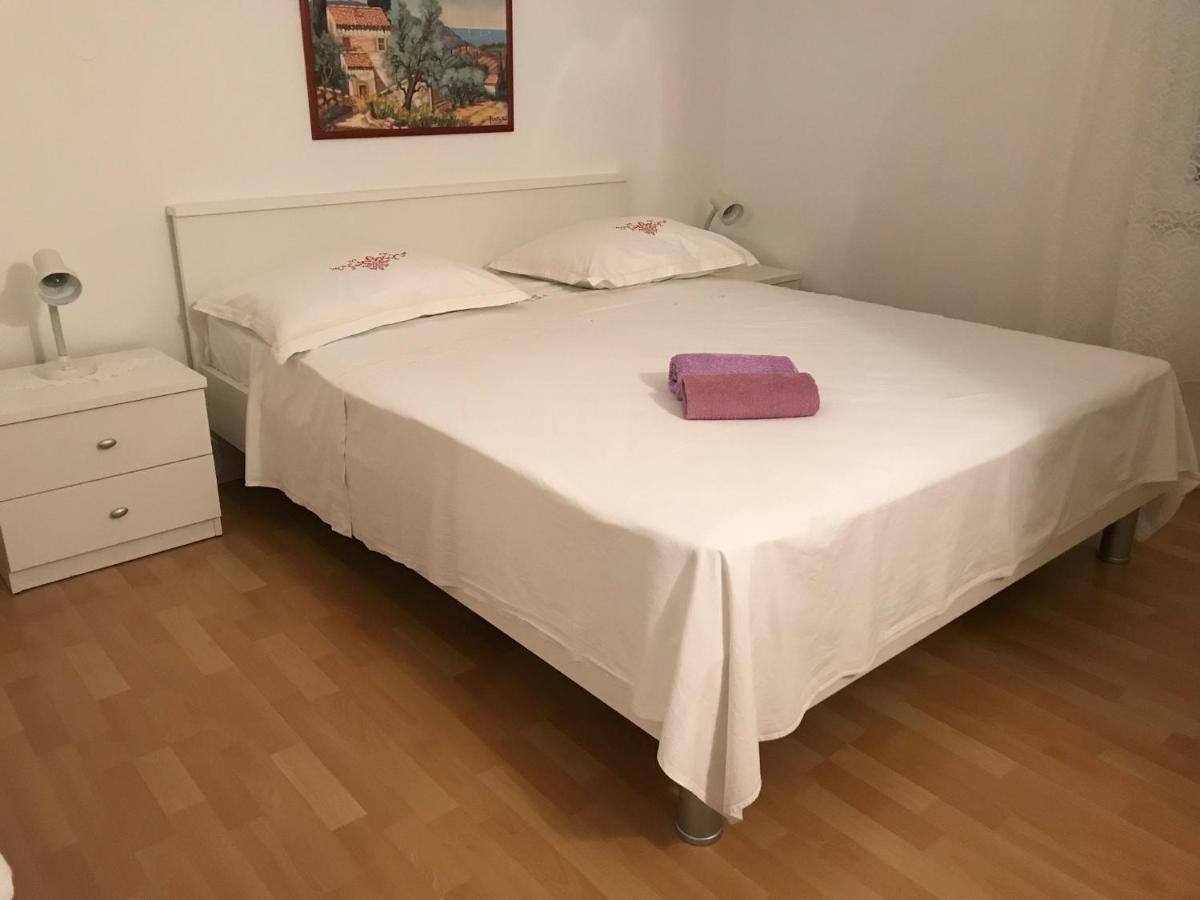 Maria Apartments Vodice Eksteriør bilde