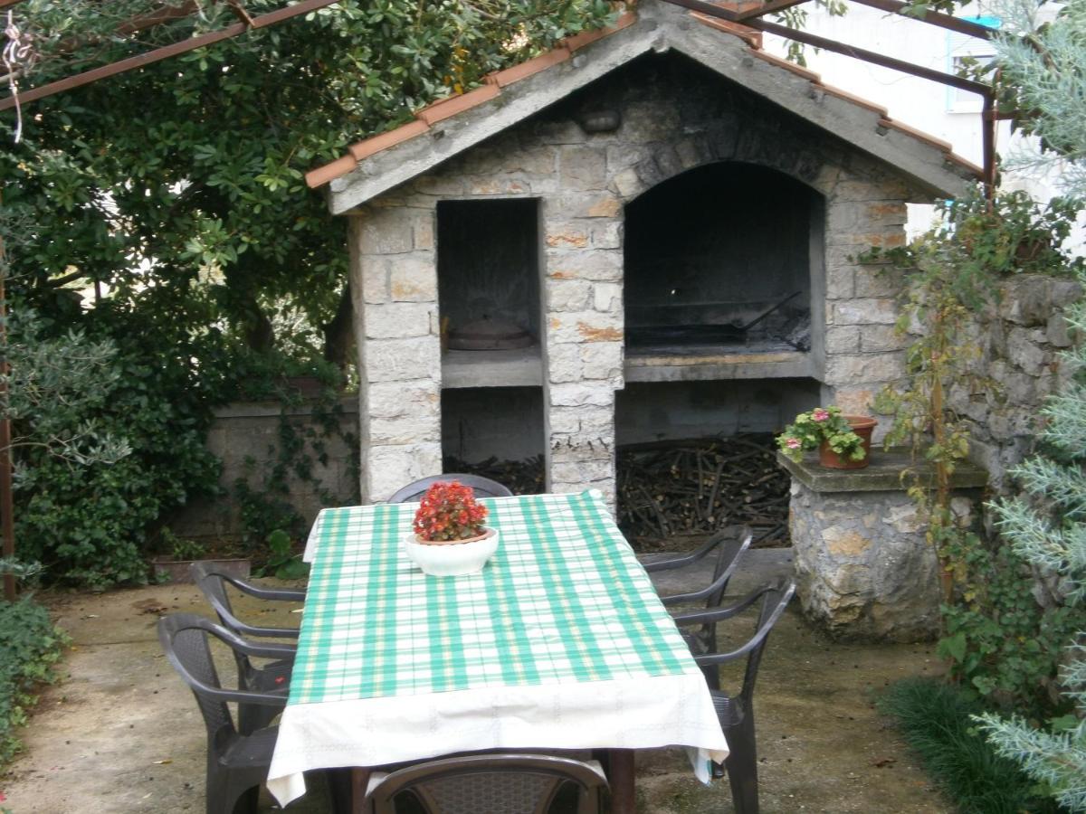 Maria Apartments Vodice Eksteriør bilde